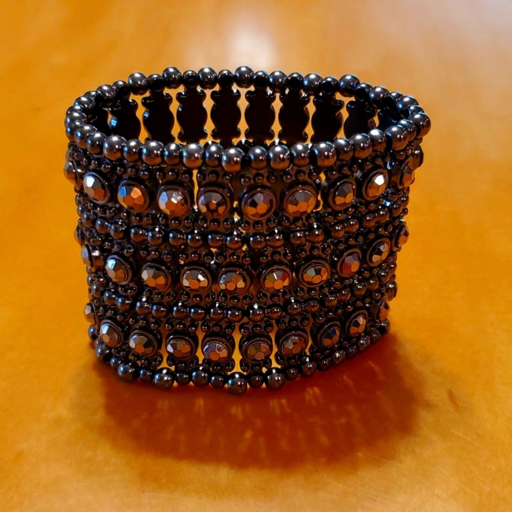 Womens Expanding Bracelet,Cross Posted🖤 One Size fits all 😍